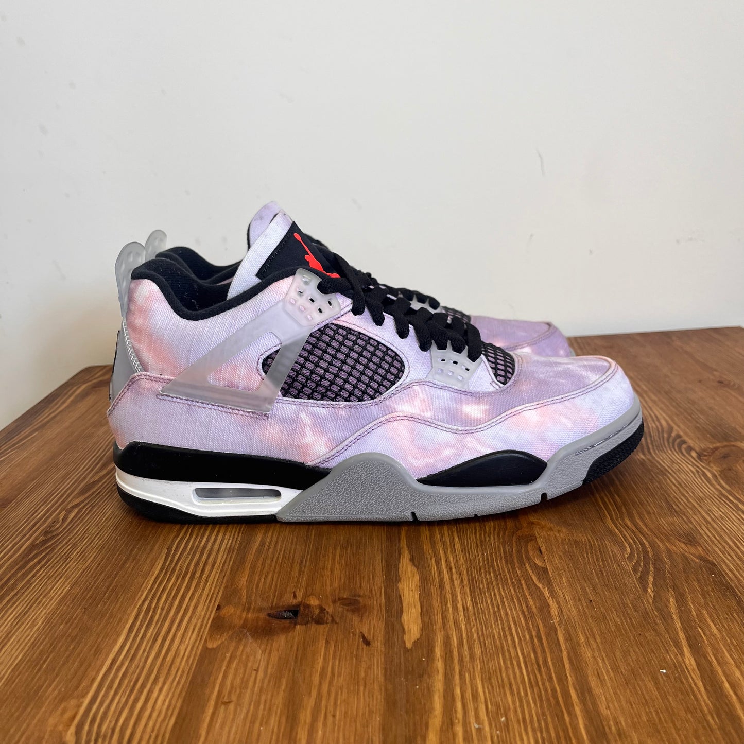 AIR JORDAN 4 ZEN MASTER UK9 (USED)