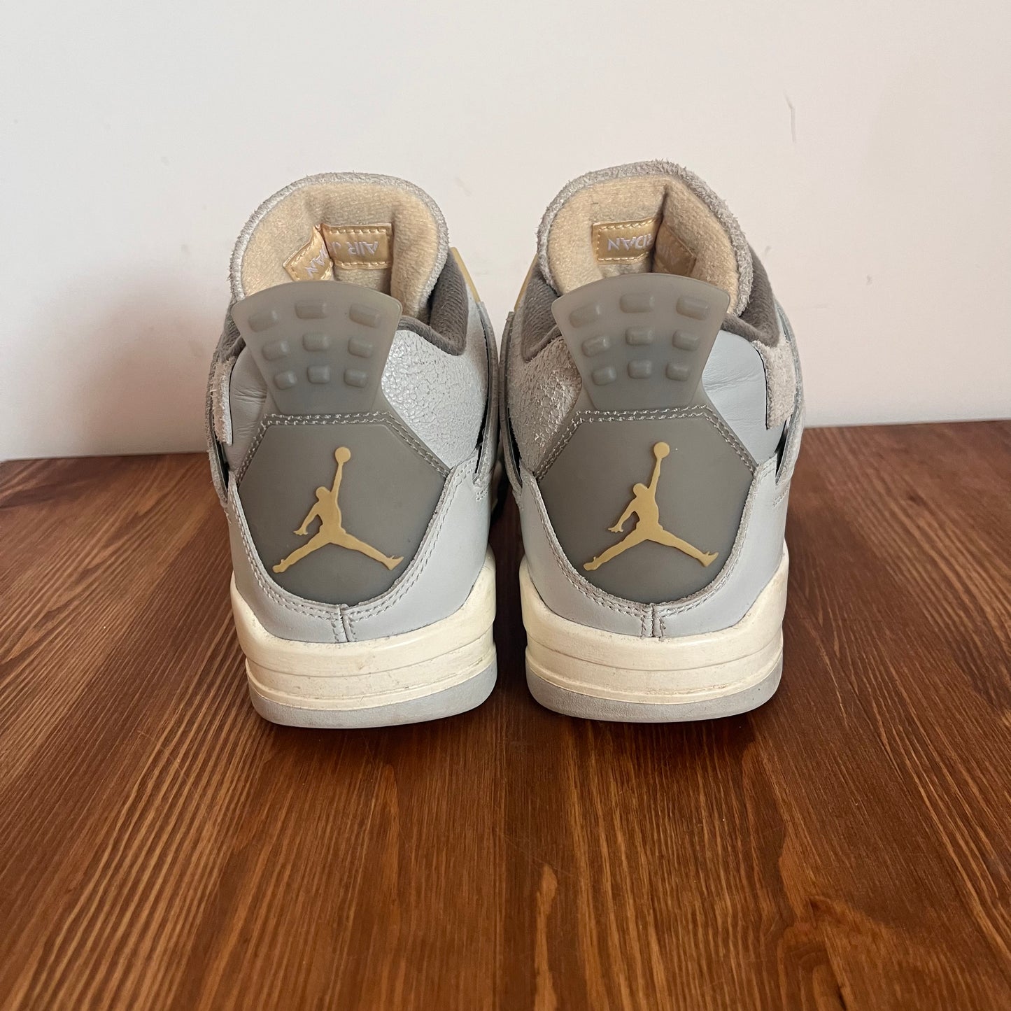 AIR JORDAN 4 CRAFT PHOTON DUST UK6.5 (USED)