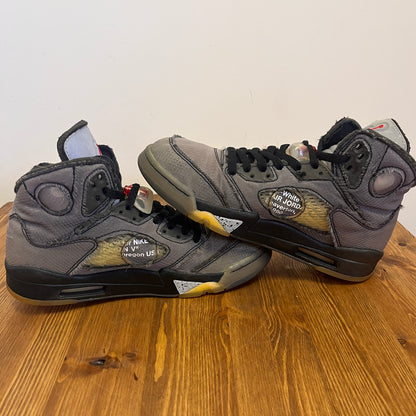 OFF-WHITE X AIR JORDAN 5 MUSLIN UK7 (USED)