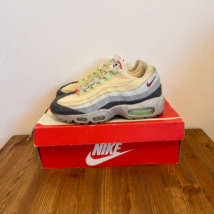 NIKE AIR MAX 95 HALLOWEEN 2014 UK6 (USED)