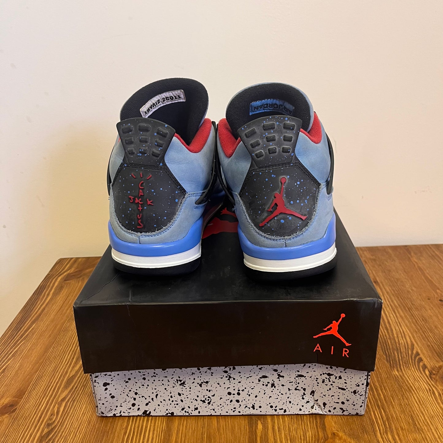 AIR JORDAN 4 TRAVIS SCOTT UK8 (USED)