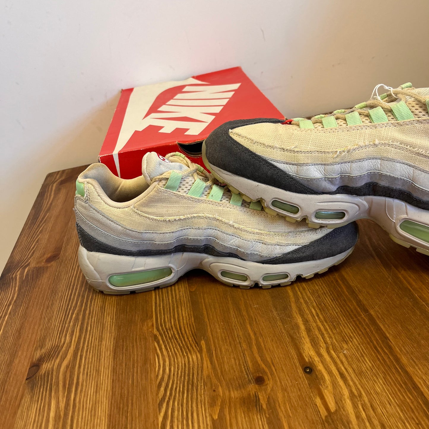 NIKE AIR MAX 95 HALLOWEEN 2014 UK6 (USED)