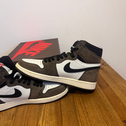 AIR JORDAN 1 HIGH TRAVIS SCOTT MOCHA UK7 (USED)