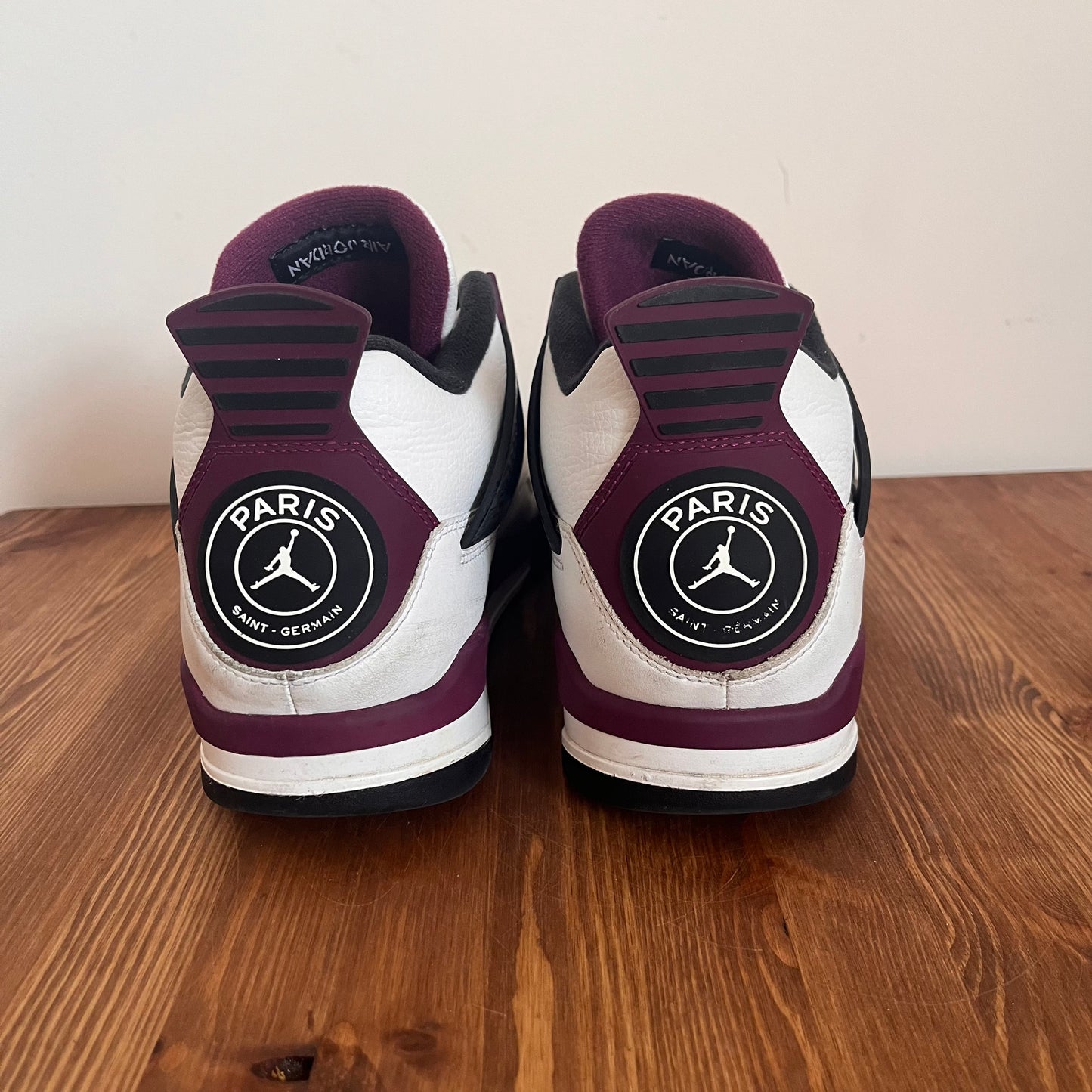 AIR JORDAN 4 PSG UK11 (USED)