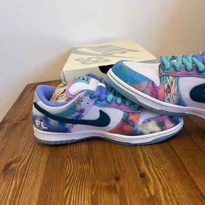 NIKE DUNK LOW SB FUTURA UK7 (NEW)