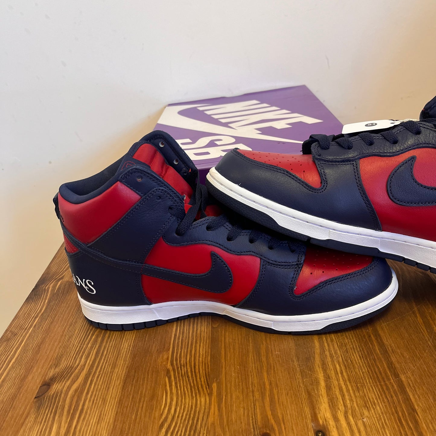 NIKE DUNK HIGH SB SUPREME NAVY UK9.5 (USED)