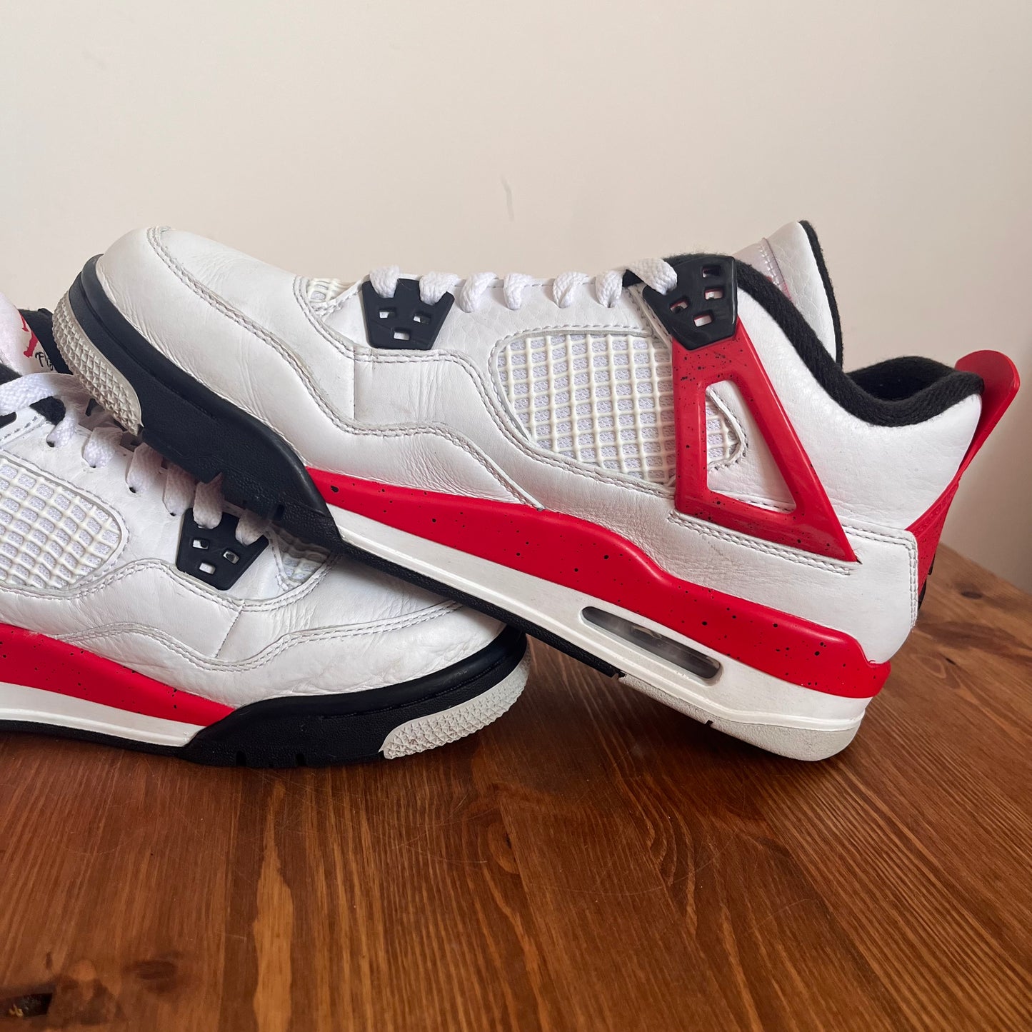 AIR JORDAN 4 RED CEMENT (GS) UK6 (USED)