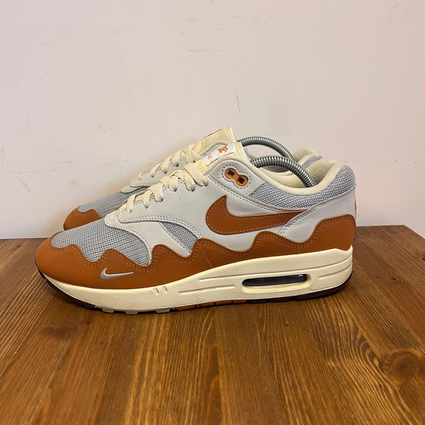 NIKE AIR MAX 1 PATTA MONARCH UK8.5 (USED)